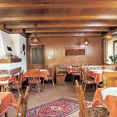 Guest house & Fewos Fuchs *