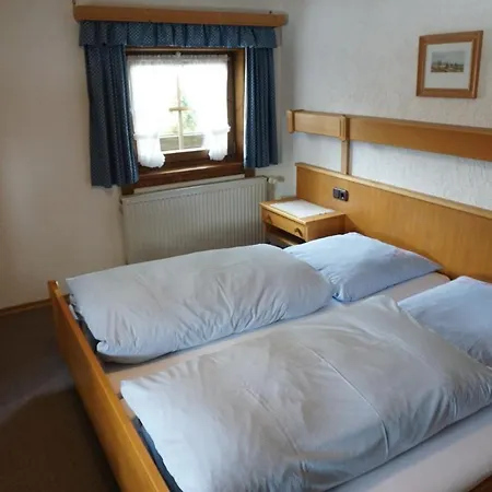 & Fewos Fuchs Guest house